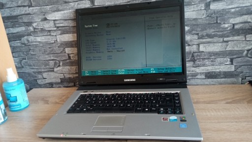 Zdjęcie oferty: Mix laptopów - 6 sztuk - sprawne z brakami 