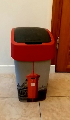 Zdjęcie oferty: Kosz na śmieci z motywem Londynu 