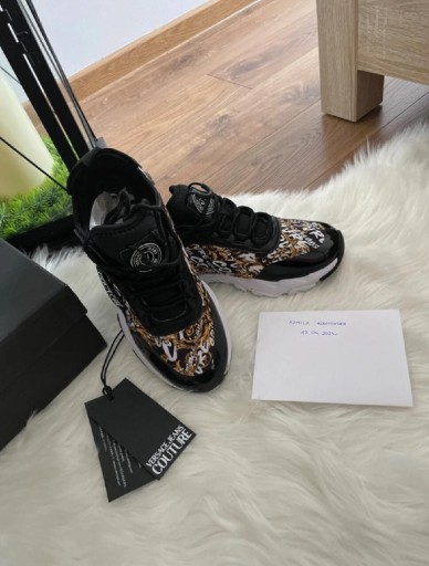 Zdjęcie oferty: Buty Versace Jeans Couture 41 Czarne Nowe