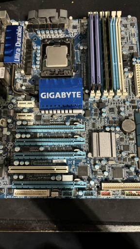 Zdjęcie oferty: Płyta główna z procesorem Intel Xeon x5660