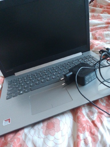 Zdjęcie oferty: Laptop Lenovo IdeaPad 320