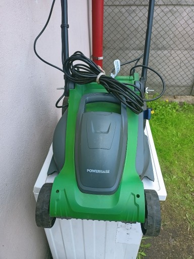 Zdjęcie oferty: KOSIARKA POWERBASE 1600 W // BRAK KOSZA ///