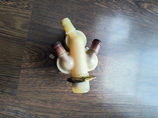 Zdjęcie oferty: Elektrozawór trójdrożny pralki Polar Dafne PDH-585