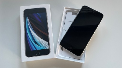 Zdjęcie oferty: Smartfon Apple iPhone SE (2020) 3 GB / 64 GB biały