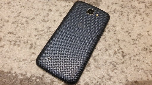 Zdjęcie oferty: LG K120E smartfon