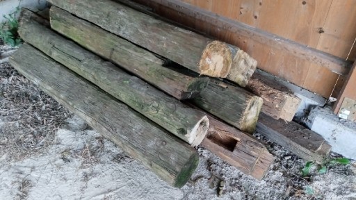 Zdjęcie oferty: Stare drewniane belki