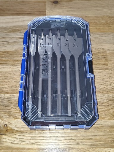 Zdjęcie oferty: Wiertła Kraft Werkzouge Do Drewna Łopatkowe 6 Sztuk 10-25 mm Nowe