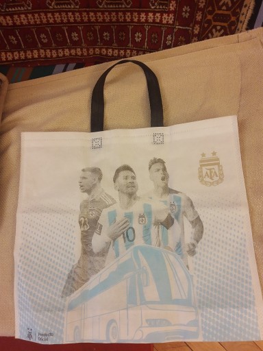 Zdjęcie oferty: Leo Messi firmowa torba reprezentacji Argentyny 