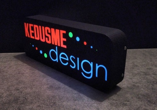 Zdjęcie oferty: Lightbox reklamowy YouTube znak streaming LED sign