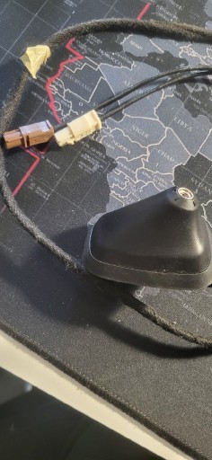 Zdjęcie oferty: Antena dachowa Dacia Renault Opel 282179409r