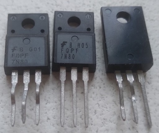 Zdjęcie oferty: Tranzystory MOSFET FQPF 7N80 - zestaw 5 szt