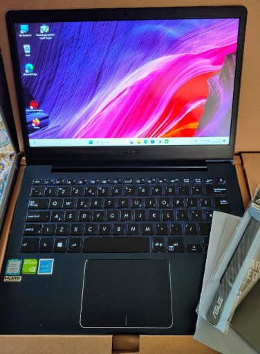 Zdjęcie oferty: Asus Zenbook UX331 i5 8gb SSD256gb  nVidia MX150 