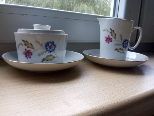 Zdjęcie oferty: porcelanowa cukiernica Chodzież