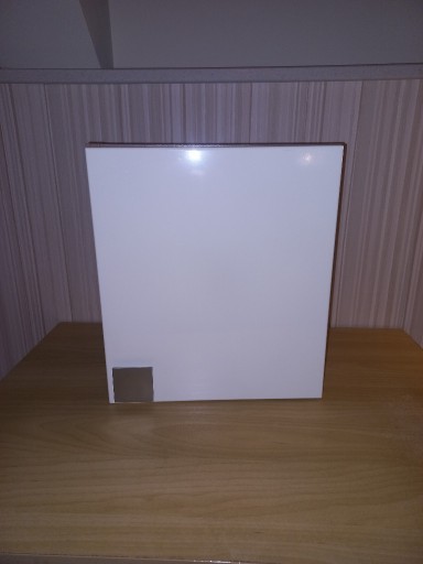 Zdjęcie oferty: wisząca szafka łazienkowa, biały połysk 30x34x17
