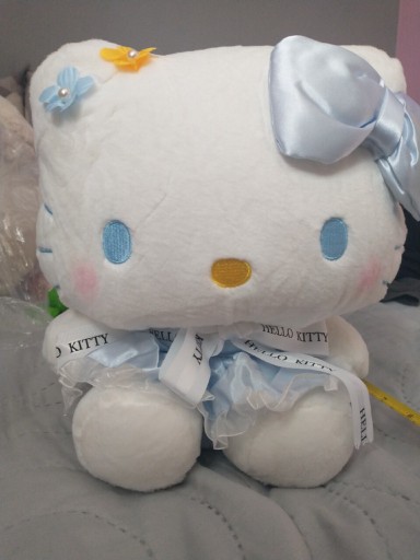 Zdjęcie oferty: Duża Hello Kitty maskotka nowa 30 cm