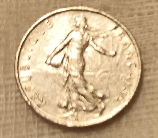 Zdjęcie oferty: Moneta 1/2 frankowa Siewczyni z 1974 roku