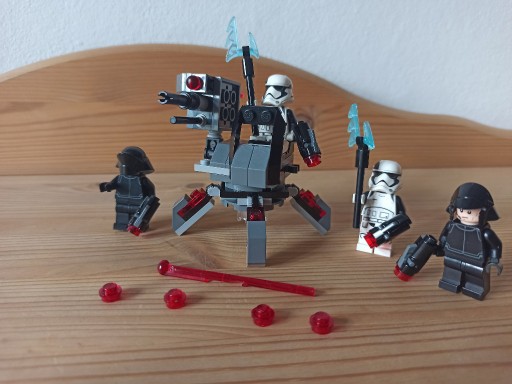 Zdjęcie oferty: Lego Star Wars 75197 Najwyższy Porządek 