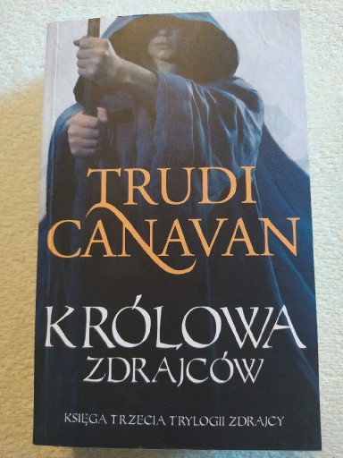 Zdjęcie oferty: Królowa Zdrajców Trudi Canavan