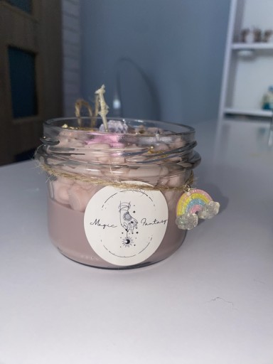 Zdjęcie oferty: Świeca sojowa, dekoracyjna z intencją - przyciąganie miłości.