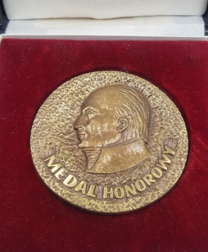 Zdjęcie oferty: AGH MEDAL HONOROWY STASZIC 25 LAT WYDZIAŁU PUDEŁKO