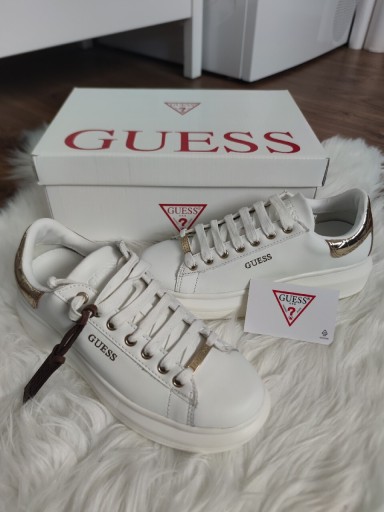 Zdjęcie oferty: Buty Guess 35 nowe