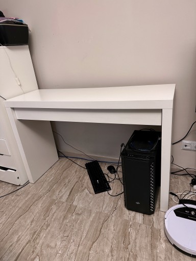 Zdjęcie oferty: Biurko toaletka malm 120x41 ikea