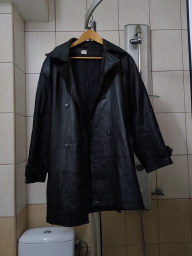 Zdjęcie oferty: Kurtka płaszcz płaszczyk skórzana czarn czarny XL