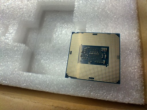 Zdjęcie oferty: procesor intel I3 -8100