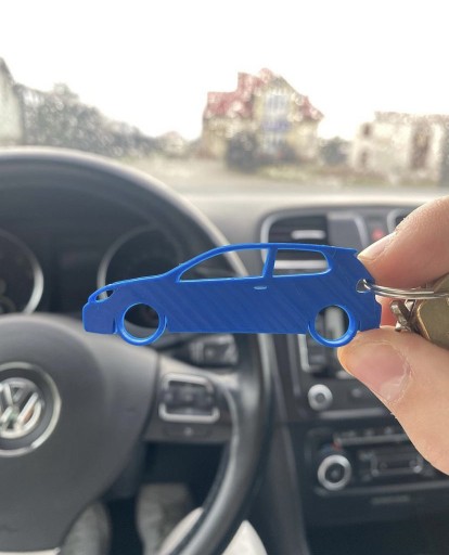 Zdjęcie oferty: Brelok w kształcie samochodu VOLKSWAGEN GOLF VI 6