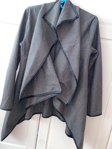 Zdjęcie oferty: Zara Szary płaszczyk z wełną na jesień
