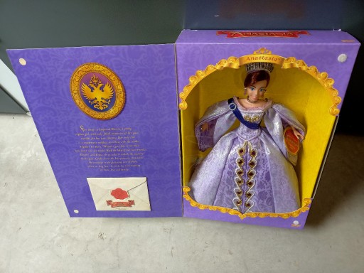 Zdjęcie oferty: Kolekcjonerska lalka Anastasia Imperial NRFB 