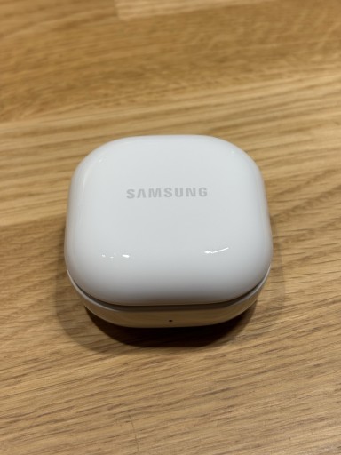 Zdjęcie oferty: Bezprzewodowe słuchawki douszne Galaxy Buds FE