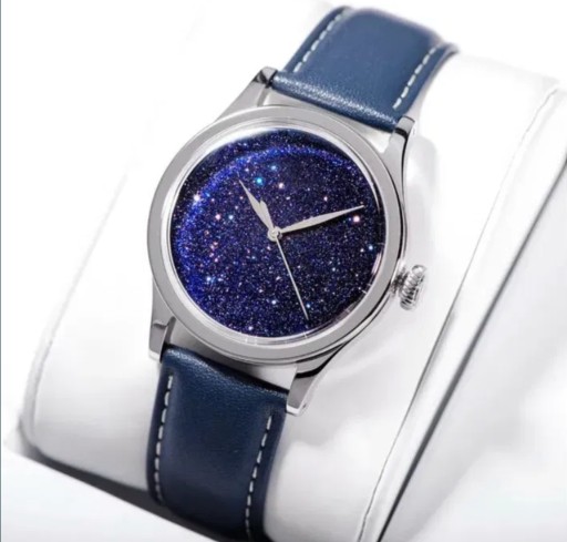 Zdjęcie oferty: Zegarek Awentruyn Gwiezdnym pył - czyta tarcza ETA