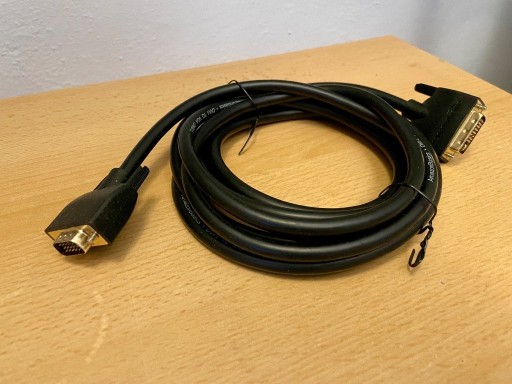 Zdjęcie oferty: Kabel DVI-I na VGA (24+5) 3 M 1080p