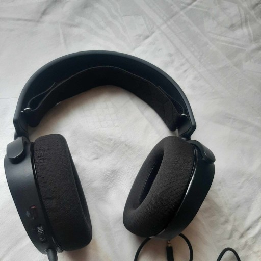 Zdjęcie oferty: Słuchawki STEELSERIES Arctis 3 Czarny