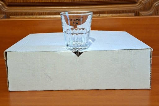Zdjęcie oferty: Tullamore D.E.W Irish Whiskey Coffee APS Polska Kieliszki 12 Sztuk 50 ml 