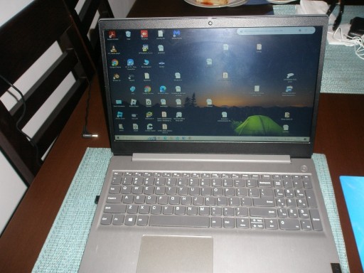 Zdjęcie oferty: Laptop Lenovo Ideapad 3