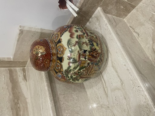 Zdjęcie oferty: Amfora kopuła wazon figurka chińska