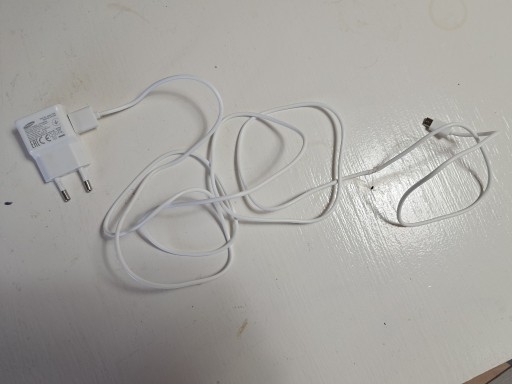 Zdjęcie oferty: Ładowarka + kabel 2 met Samsung Adapter ETA0U83EWE