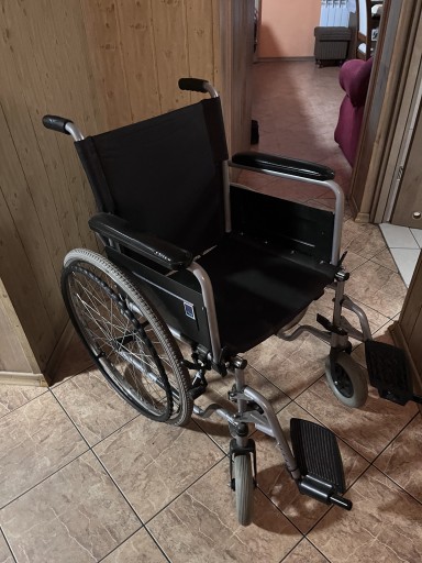Zdjęcie oferty: Wózek inwalidzki stalowy Timago Basic 46  H011-B