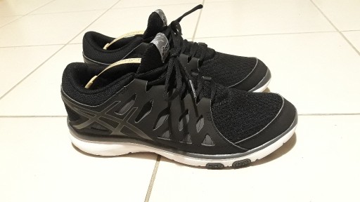 Zdjęcie oferty: LEKKIE sportowe buty damskie ASICS Gel Fit 39,5