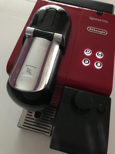 Zdjęcie oferty: Nespresso DeLonghi Lattissimo 