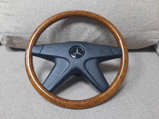 Zdjęcie oferty: Drewniana kierownica Mercedes W123 W124 W126 W201