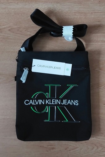 Zdjęcie oferty: Torba na ramię Calvin Klein Jeans. Unisex. 