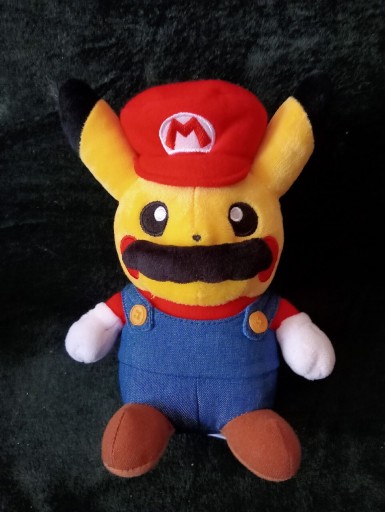 Zdjęcie oferty: Pikachu Mario maskotka pokemony 
