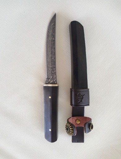 Zdjęcie oferty: Przepiękny nóż ze stali damasceńskiej