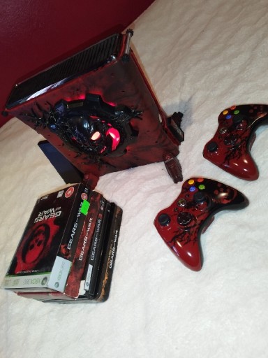 Zdjęcie oferty: Xbox360 320 GB Gears of War Edition duży zestaw 
