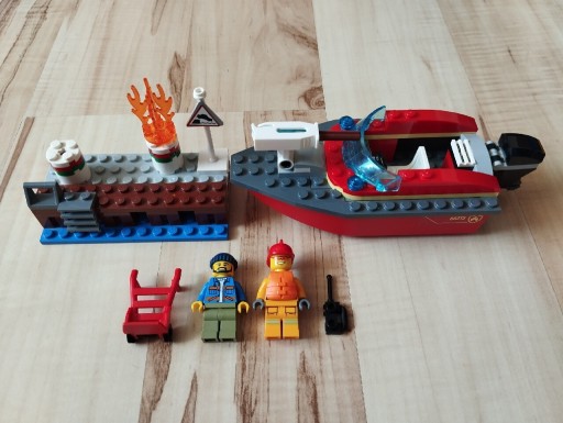 Zdjęcie oferty: Lego City Pożar w dokach 60213