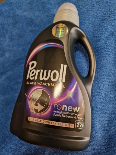 Zdjęcie oferty: Płyn do prania czarnego Perwoll Renew 27 Niemiecki
