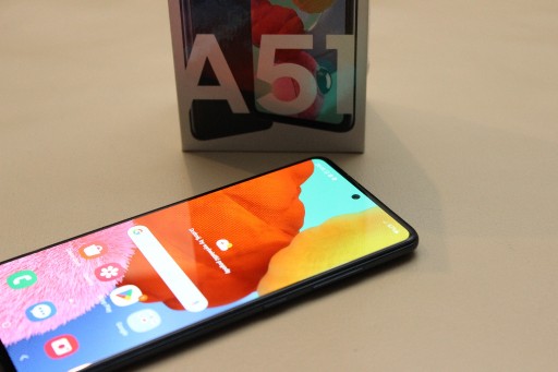 Zdjęcie oferty: Telefon Samsung Galaxy A51 4 / 128 GB 6.5" 